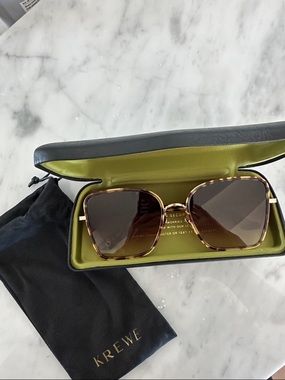 Krewe tortoise shell Dolly sunglasses with gold trim